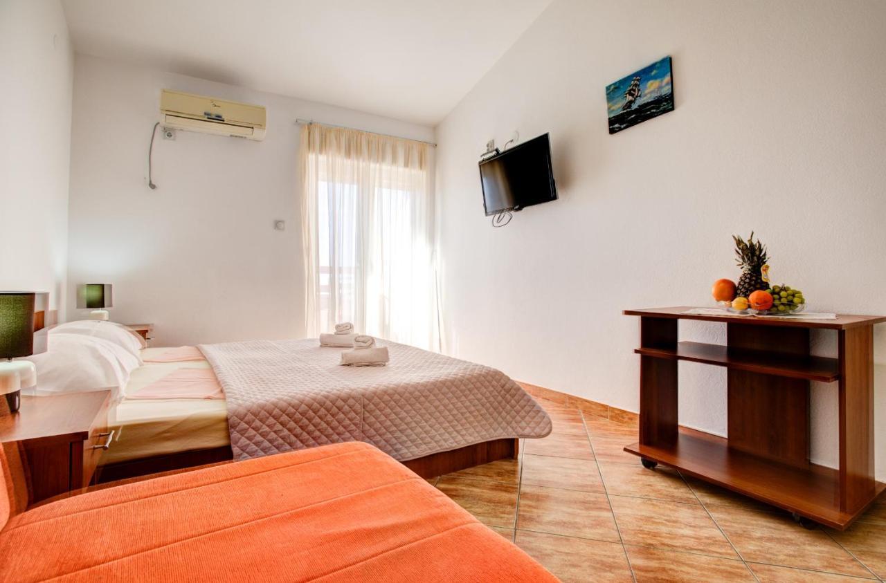 Villa Savovic Petrovac Екстериор снимка