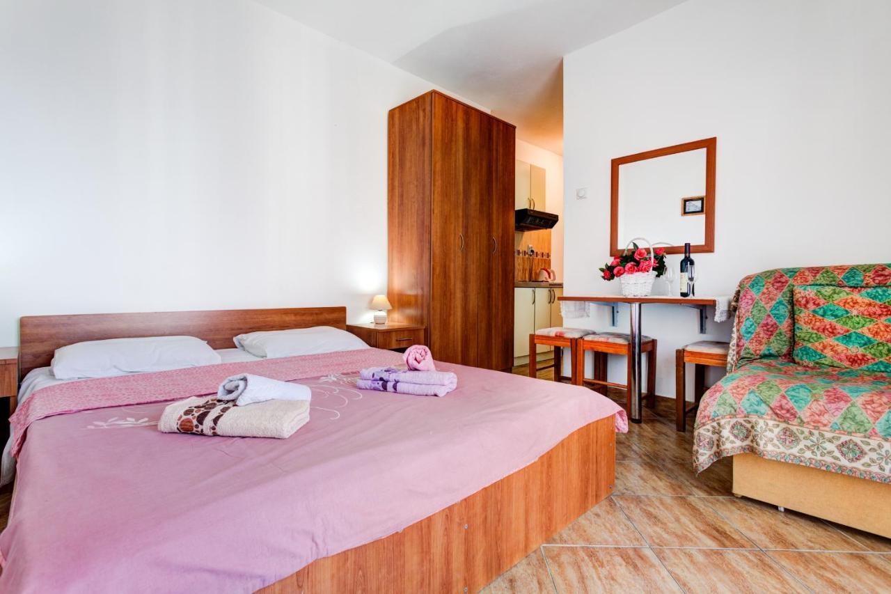 Villa Savovic Petrovac Екстериор снимка