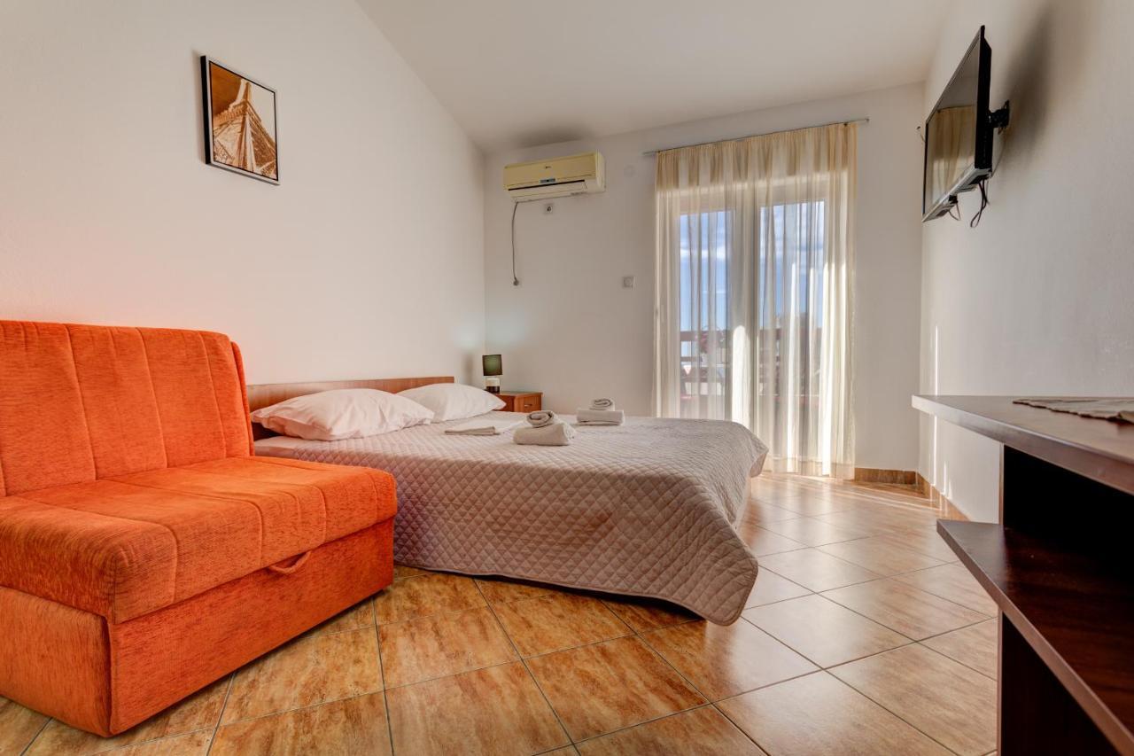 Villa Savovic Petrovac Екстериор снимка