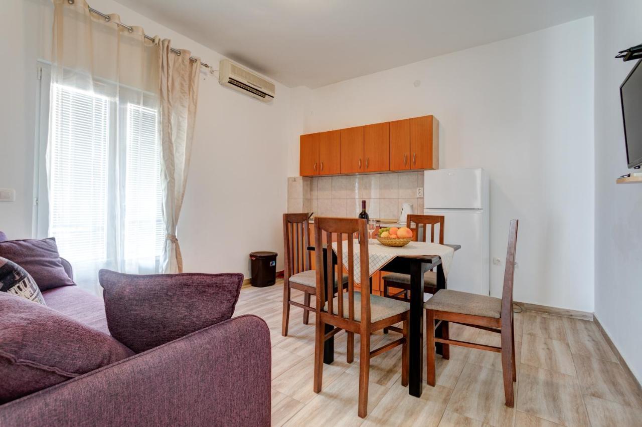 Villa Savovic Petrovac Екстериор снимка
