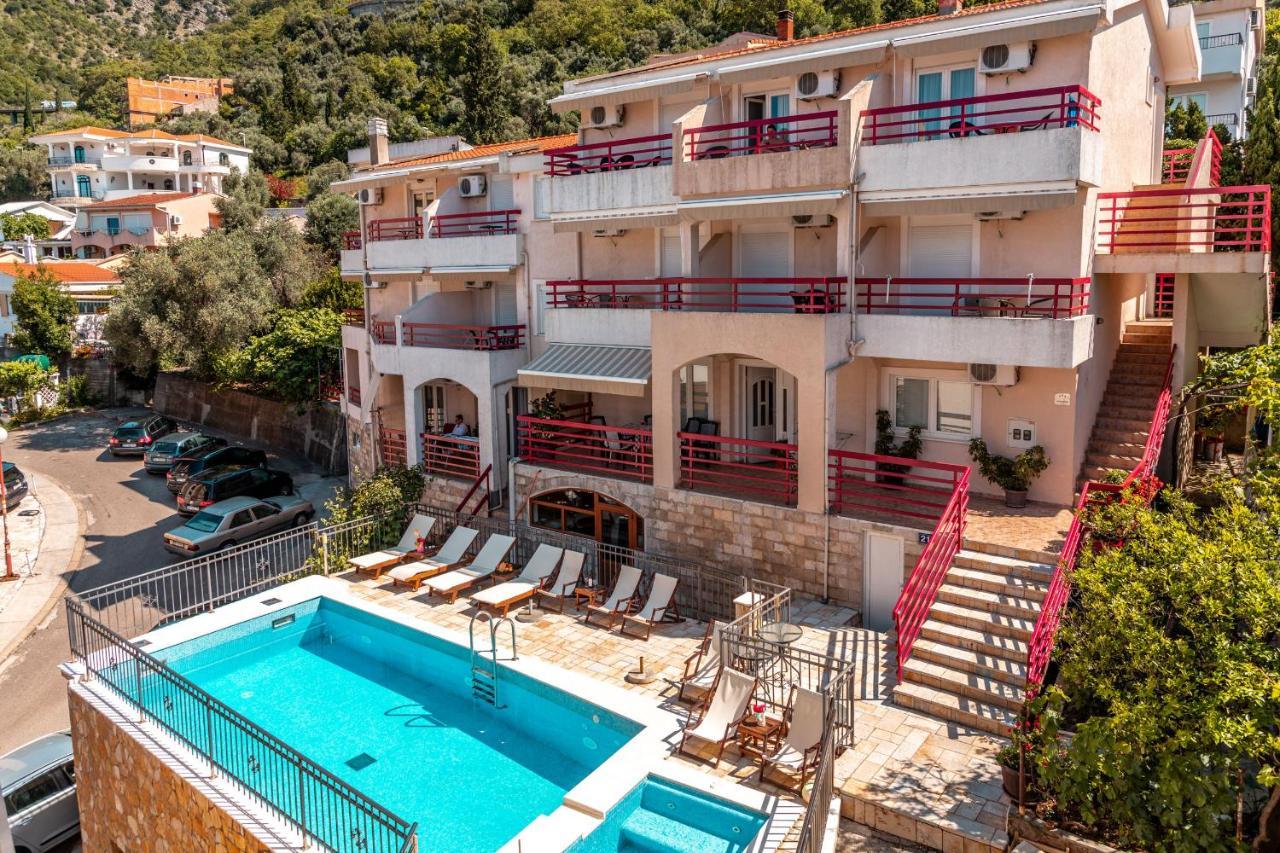 Villa Savovic Petrovac Екстериор снимка