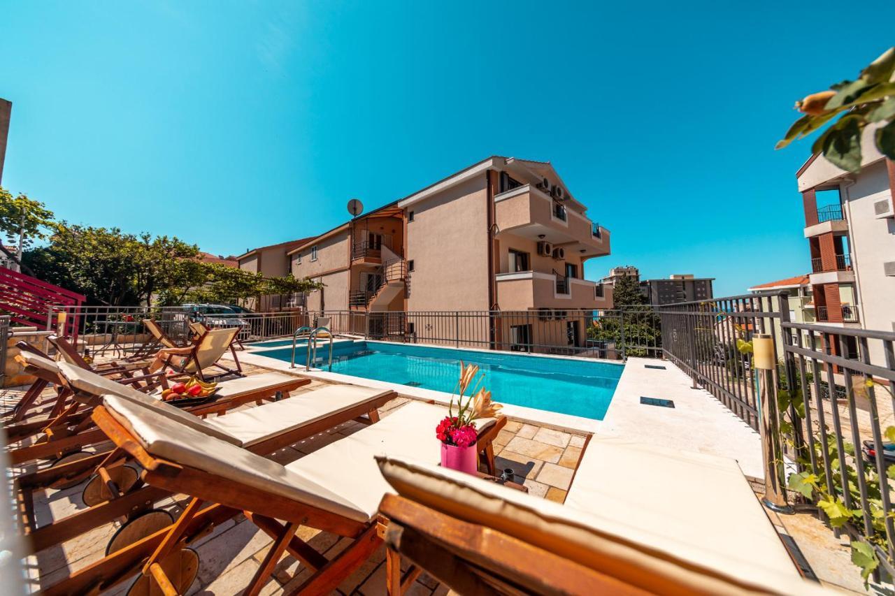 Villa Savovic Petrovac Екстериор снимка