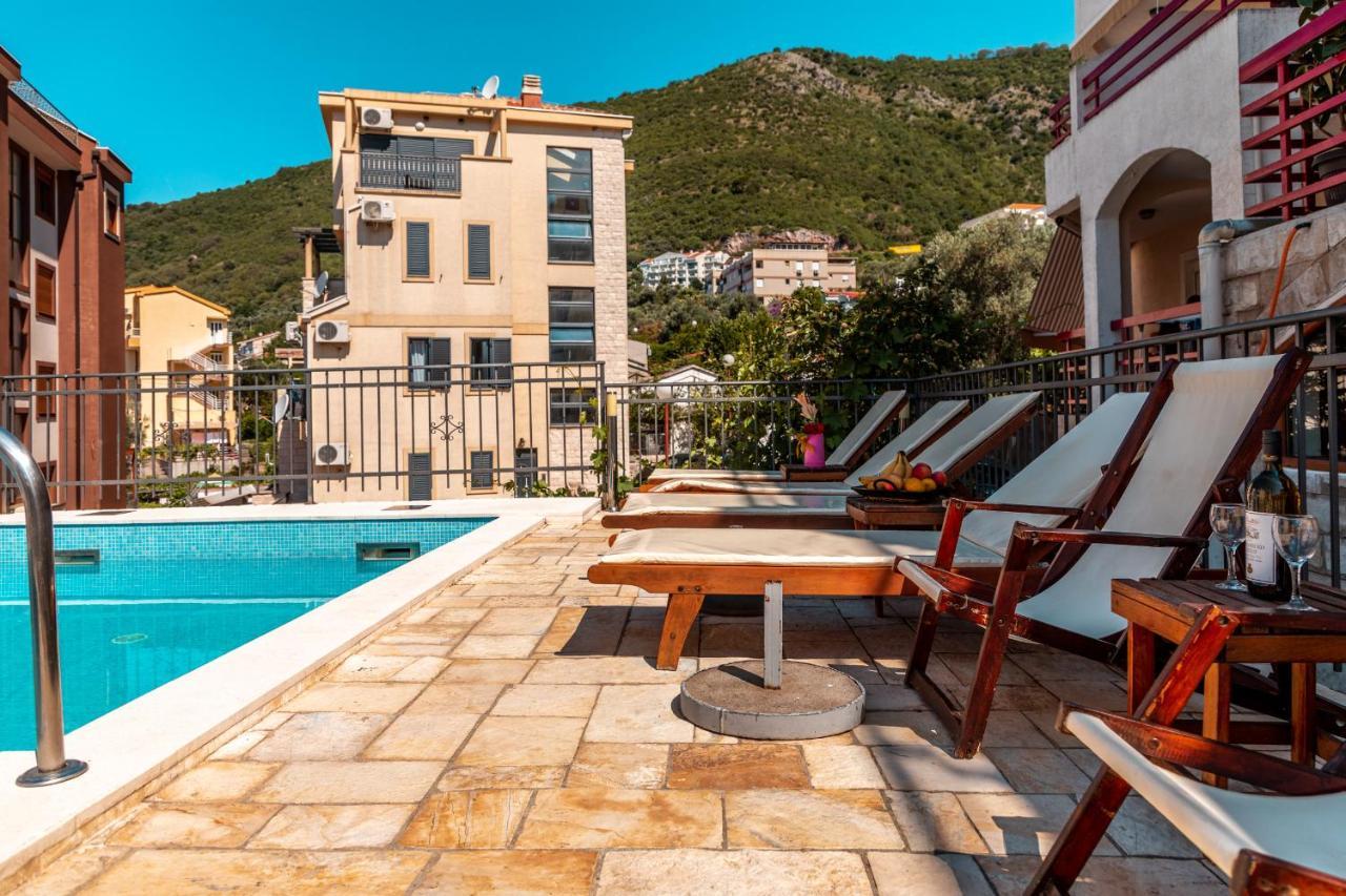 Villa Savovic Petrovac Екстериор снимка
