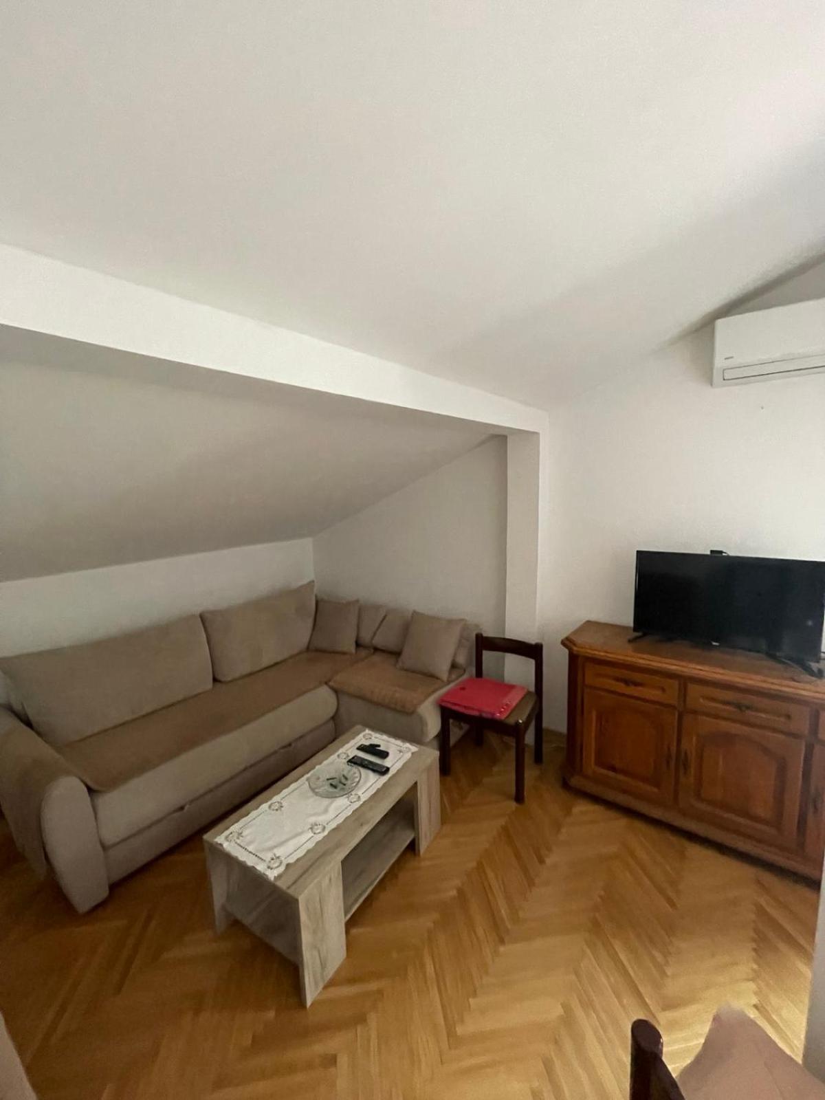 Villa Savovic Petrovac Екстериор снимка